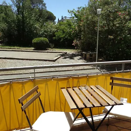 Ensolleiado Saint Raphael Apartment